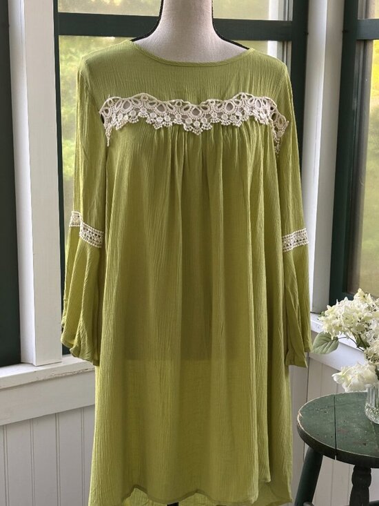 Hayden Los Angeles Dresses & Skirts - Hayden LA Chartreuse Crochet Lace Dress NWT Small Boho Green Bell Sleeve